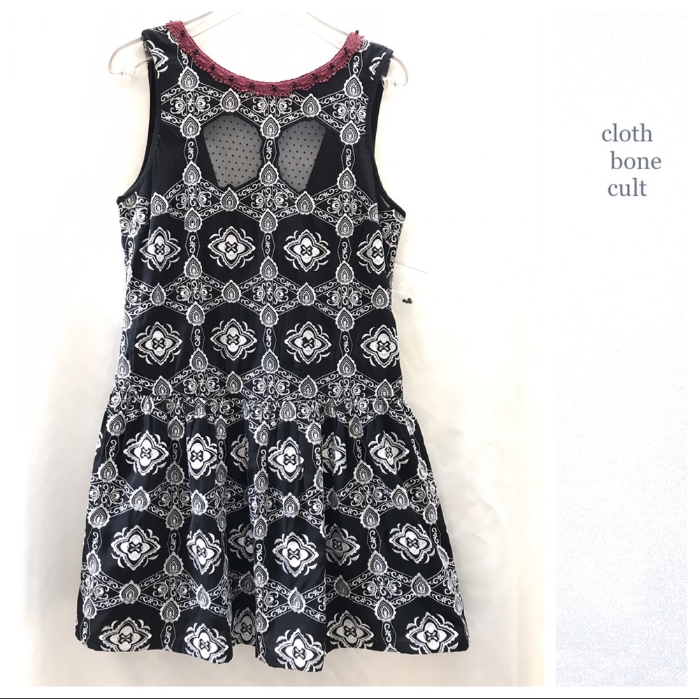 ✨NWOT✨ FREE PEOPLE 🌼 Embroidered Beaded DRESS